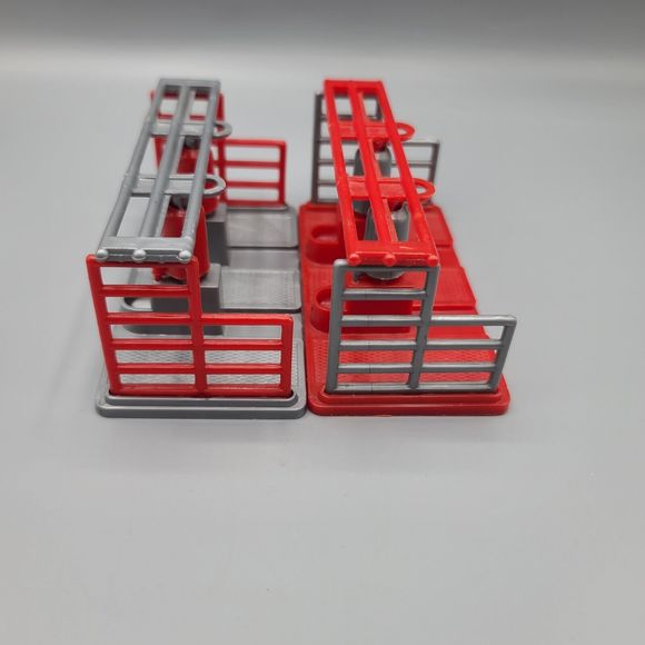 New Ray Toy Plastic Dairy Milking Stations With Cows Lot Of 6 Pieces - Picture 3 of 16